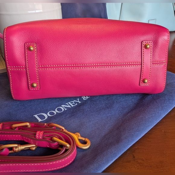 Dooney & Bourke Florentine Cameron Satchel In FUSHIA NWOT - Picture 5 of 9
